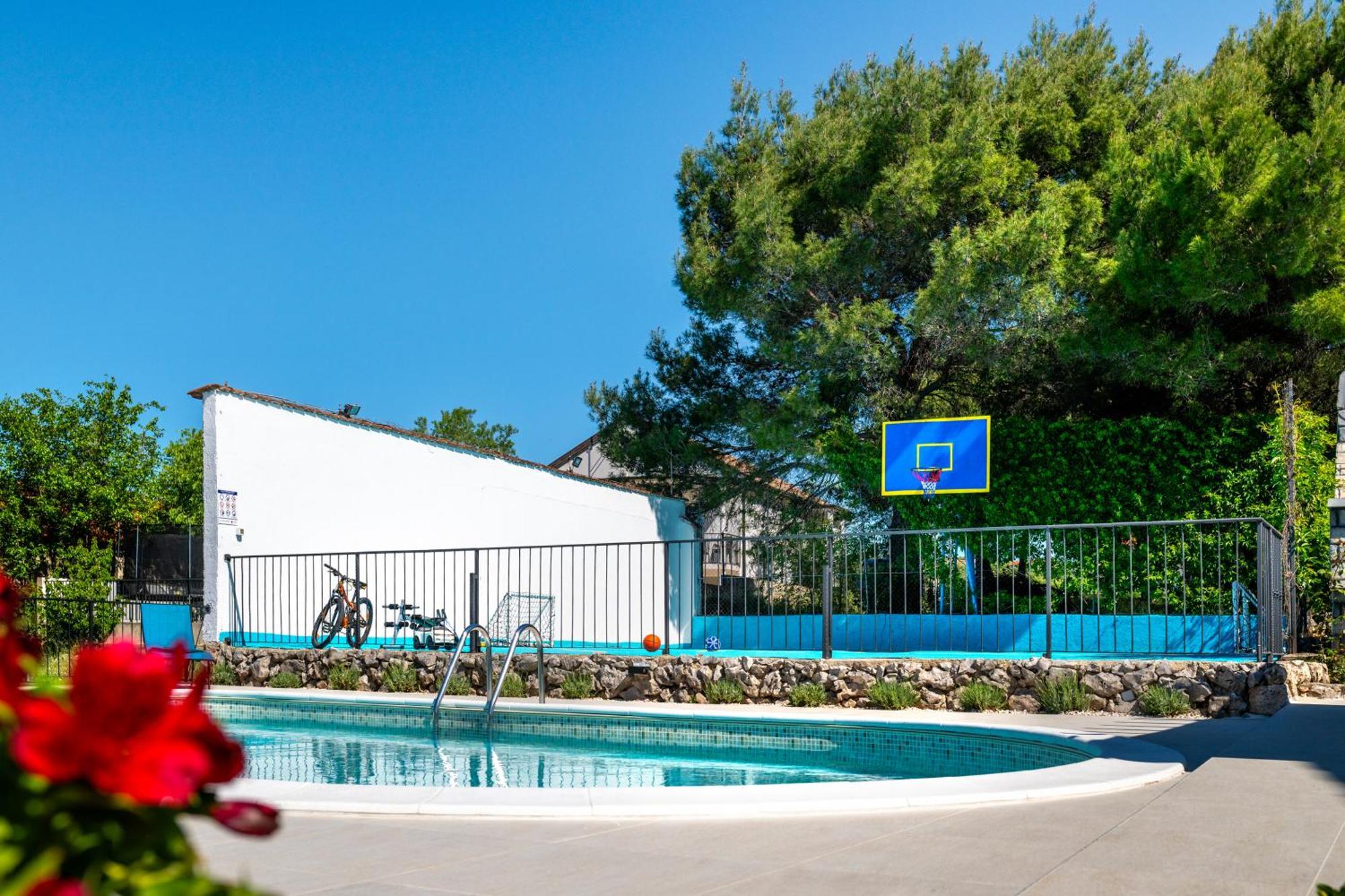 Villa Plenca - Heated Pool ! Шибеник Екстер'єр фото