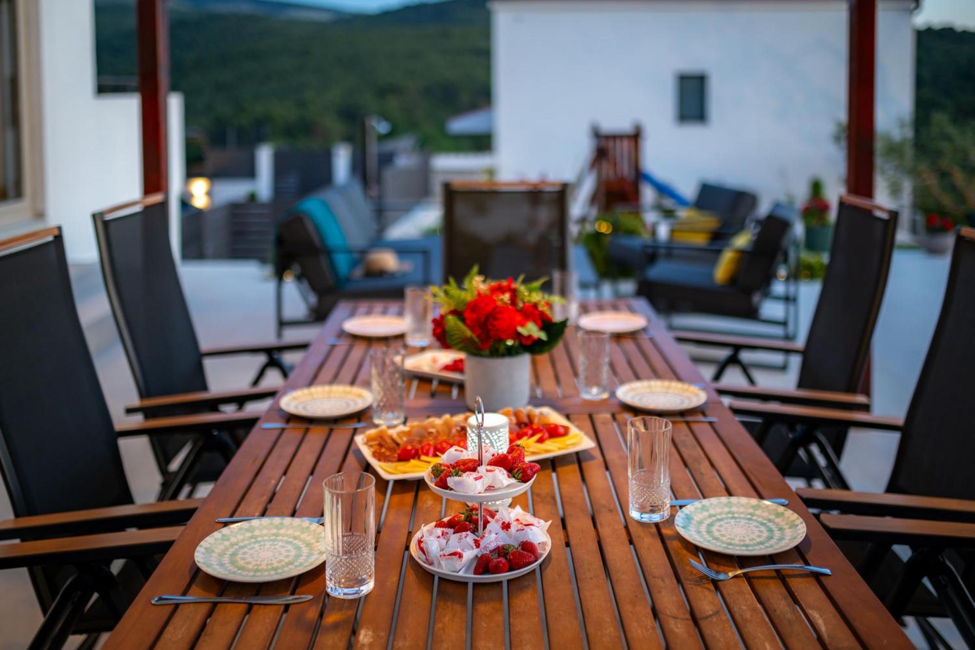 Villa Plenca - Heated Pool ! Шибеник Екстер'єр фото