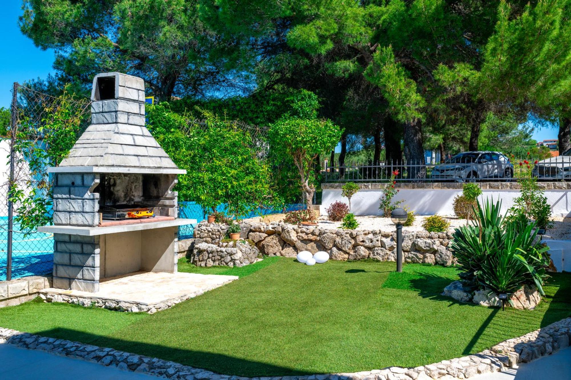 Villa Plenca - Heated Pool ! Шибеник Екстер'єр фото
